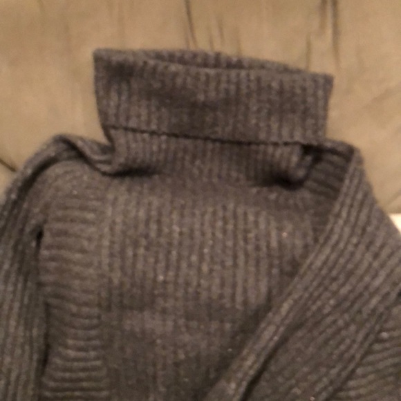 NWT Simply Vera Wang women gray sweater size L - Picture 2 of 7